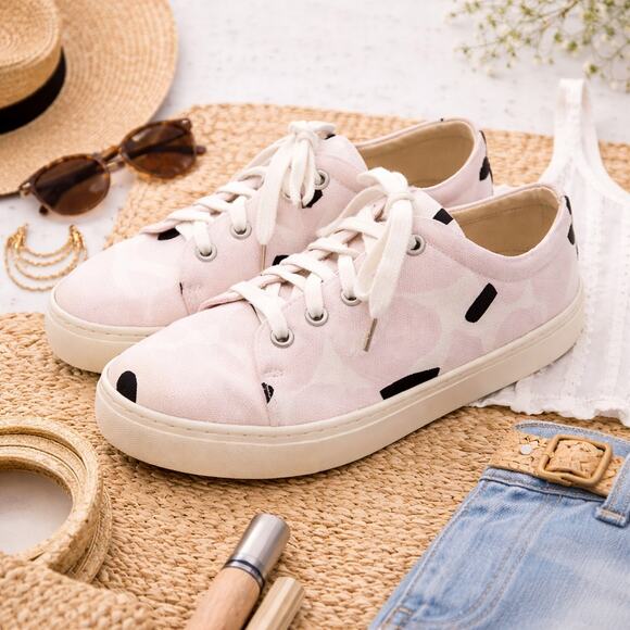 Marimekko Shoes - MARIMEKKO lavender, white & black floral canvas sneakers size 41 / US 11